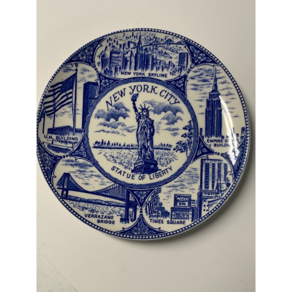 Momento New York City Plate 10" 1950's All Iconic Pictures on Plate